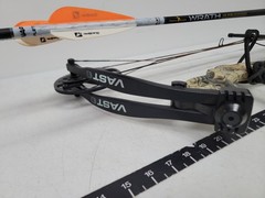 Bear Archery Vast Right Hand Compound Bow – God’s Country Camo