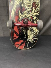 Tony Hawk Huck Jam Series Skateboard Complete Deck & Wheels Skeleton Bird, 31”