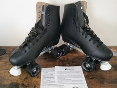 CHICAGO Skates Men’s Premium Leather Lined Rink Roller Skate – Size 10, Black