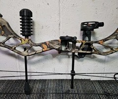 Topoint Archery Starting 31 Compound Bow With Arrows and Case
