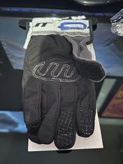 17 Pairs of JT Paintball Tournament Gloves Size Medium