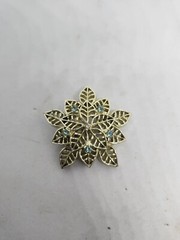 DQ Adornments Dressage Stock Tie Pin Equestrian Gold Tone Blue Green Rhinestones