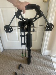 Barnett Whitetail Hunter STR Camo Crossbow w/ Scope, Cocking Rope & 2 Bolts