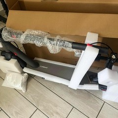 LADPED LP60 350W 8.5INCH Solid Tire Electric Scooter 25KM/H 10.5AH