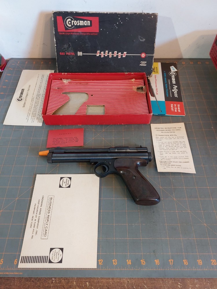 Crosman 150 Pellgun pellet .22 Cal CO2 Air Pistol w Original Black Box