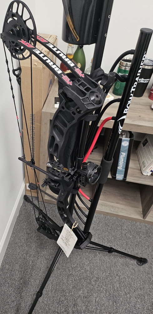 PSE Brute ATK Compound Bow 70lbs Draw Weight 23-30.5in Draw Length Black