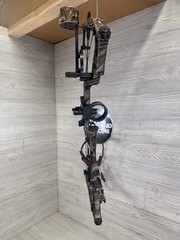 Mathews Z7 Extreme Right Hand Package