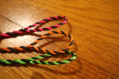 Flemish Twist Bow String – D97/»Fast Flight» – Black & Bright Colors