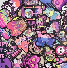 30Pcs Random Cute Creepy Gothic Pastel Skull Skeleton Waterproof Stickers