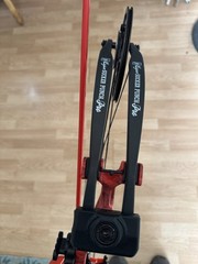 Cajun Sucker Punch Pro Bowfishing Bow RH 20-50lb 31in Red/Black Aluminum