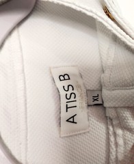 A TISS B- New, Amazon short sleeve shirt, white, XL Extra Large, MSRP $199