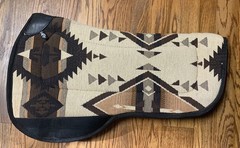 Triple E Nonslip Grip Tacky Contour Western Saddle Pad 28” Aztec Tan Black Brown