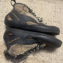 La Sportiva Original TC Pro Mens Size 10.5 M 43.5 EU Climbing Shoes Fresh Resole