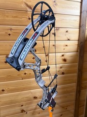 Bowtech Solution LS – Right Hand – 70lbs – 24.5″-30″ – Sandstone – A14734