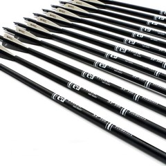 High-Quality Carbon Arrows with Black and White Fletching for Bow Shooting