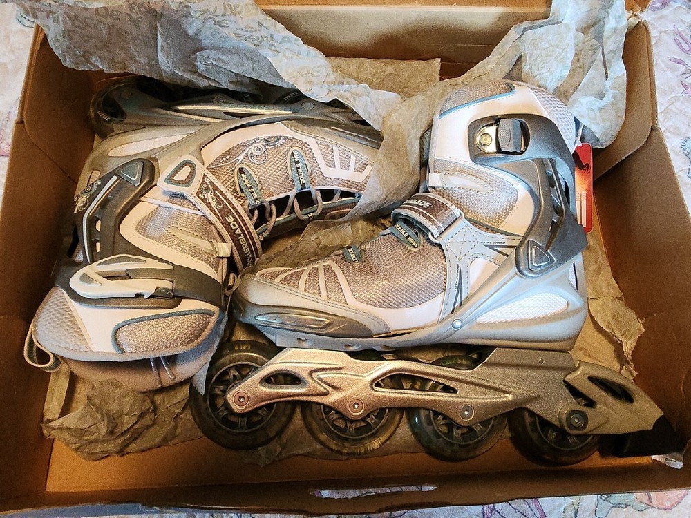 Spark 84 W Rollerblades Size 9 Silver/Blue New With Tags In Box