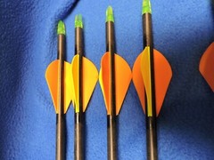 Carbon Max Hunter Arrow Shafts with Fletching and Nocks Redhead Mixed Lot of 12
