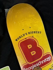 SUPER RARE Beagle Baker Beagleschnitzel Hot Dog Skateboard Deck Pro Model