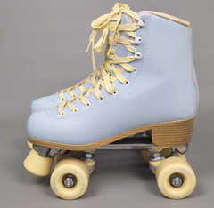 Impala Sidewalk Womens Size 10 Quad Roller Skates Sky Baby Blue and Yellow