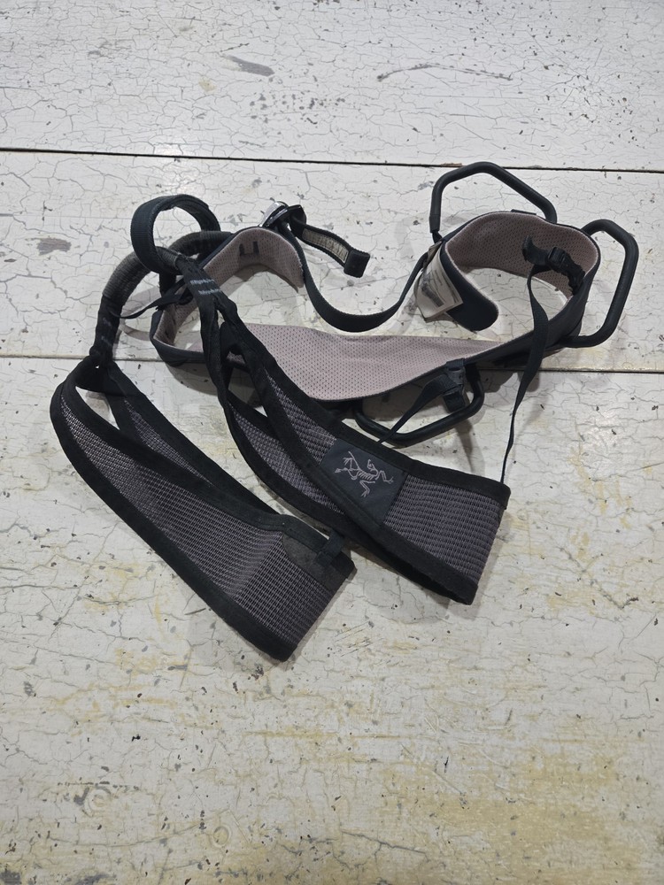 Arc’teryx climbing harness Double Mesh Adult Size S-P
