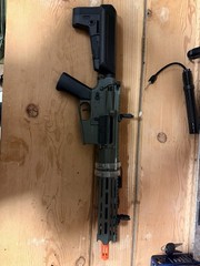 KRYTAC Airsoft Rifle Green/Black Orange Muzzle Tip w/ 3 Mags Adjustable Stock