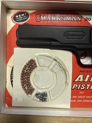MARKSMAN .177 BB , Pelllet or Dart Repeater Air pistol with manual