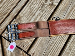 CWD Chestnut/Tan Padded Anatomic English Jumper Girth – 50″/125cm – Used Once!