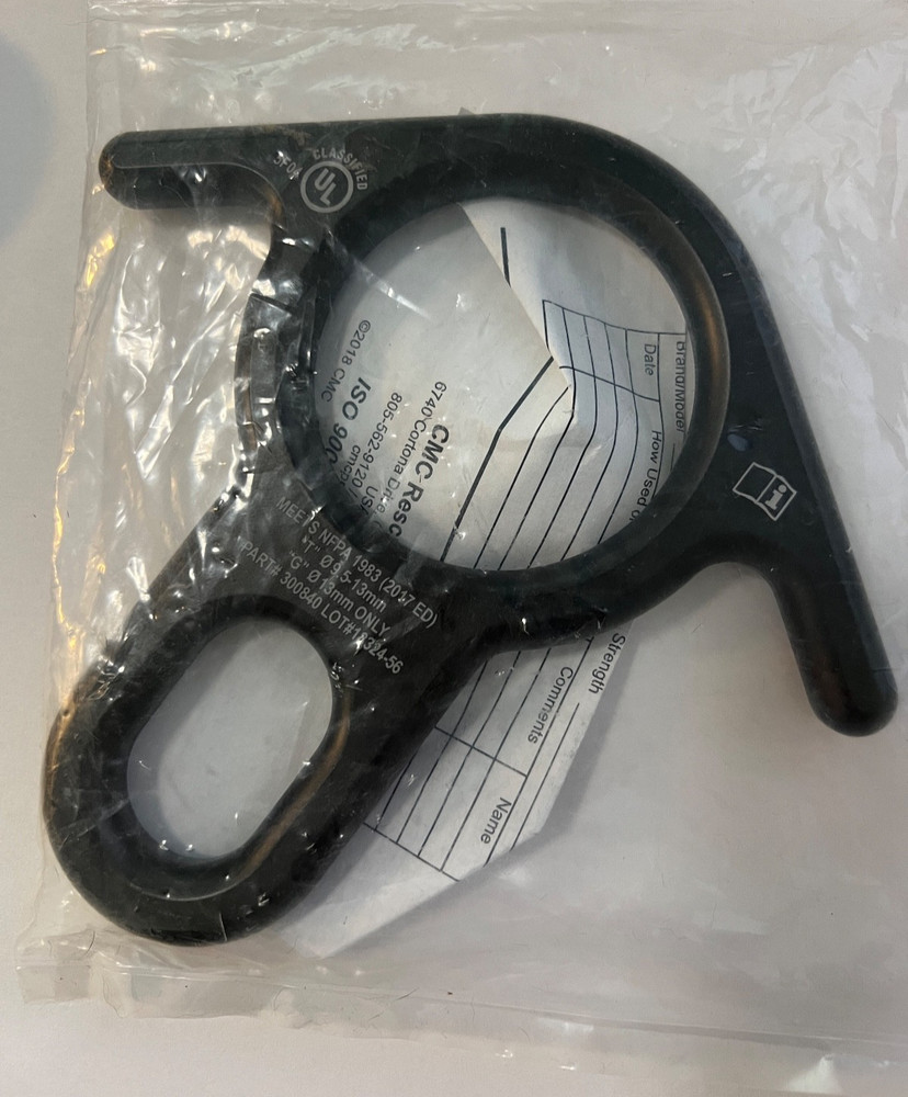 CMC Rescue 8 Figure Eight Rappelling Descender Part #300840 Black NEW in Package