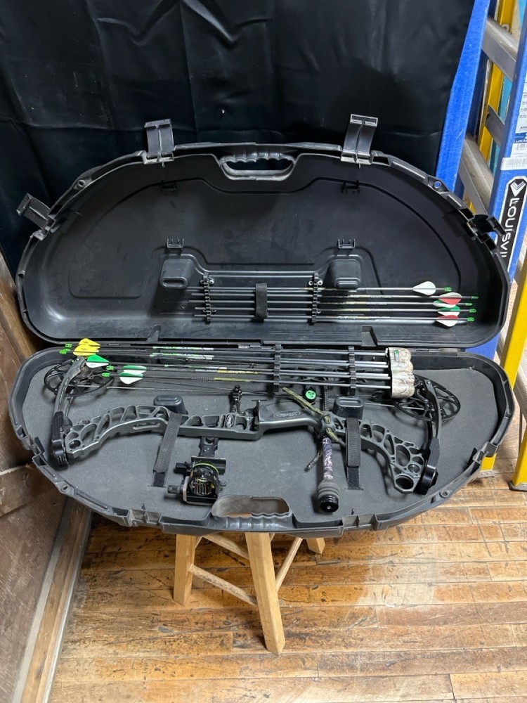 MATHEWS VERTIX COMPOUND BOW #70/28″ (H83004545)