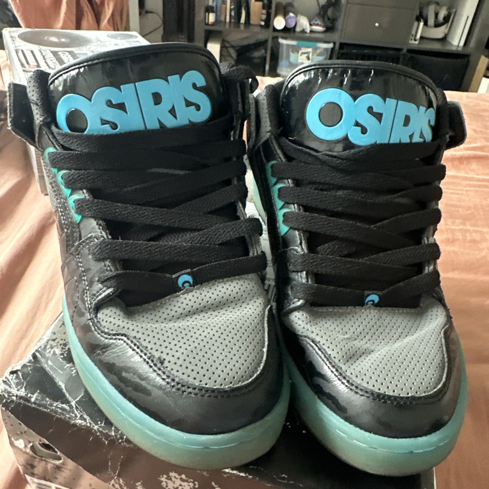 Osiris NYC 83 Mid Men’s Skate Shoes Size 13, Black/Gray/Cyan