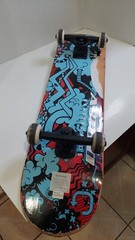 Vintage Avigo Extreme Skateboard 31 Inches Red and blue ~31 Inches