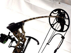 Mission By Mathews Craze Camo 19″ – 30″ 60-70 Lbs. Compound Bow