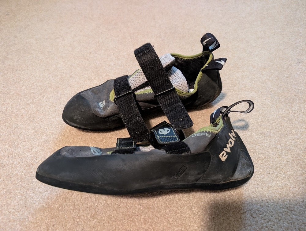 Evolv defy rock climbing shoes US 11.5 (practically new)