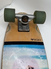 Roxy Shortboard Skateboard 26″ Dreaming Cruiser Beach Scene 59mm 83A Green Truck