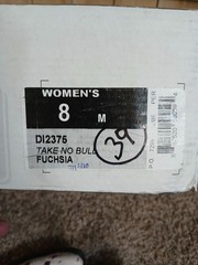 Dingo Women’s Take No Bull Fuchsia Cowboy Boots Size 8