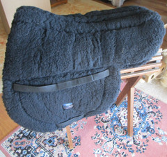 TOKLAT COOL BACK BLACK ORTHAPEDIC FLEECE ENDURANCE SHORT SADDLE PAD 24″X19″