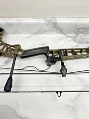 Used Mathews VXR 28 Right Handed Ambush Green Compound Bow 27″/70# – USED