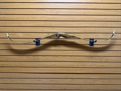 Bear Archery Recurve Bow Grizzly 56”AMO 40 lbs Draw LH – Item 4299