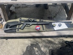 Crosman Fire .177 Break Barrel Air Rifle Nitro Piston, 1200 FPS with bag