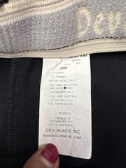Devon Aire Black Riding Breeches Equestrian Horse Pants Women’s Size 32R pocket
