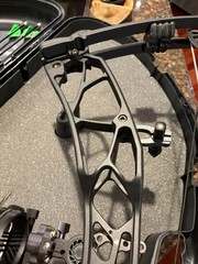 Elite Option 7 Complete Package RH 60lb w/ 12 arrows and 9 Exodus 100gr BH tips