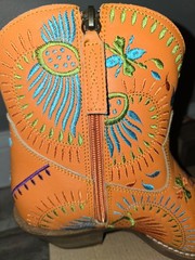 DINGO – Cowgirl Booties – ONE OF A KIND -Leather/Embroidered – Women’s 7 NEW!!