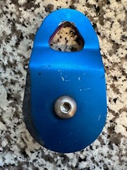 Petzl P50 Rescue Pulley CЄ0197 32kN Rope less than or = 13mm Rock Climbing Gear