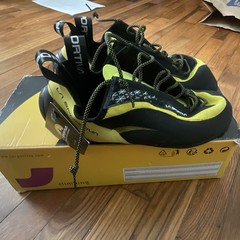 La Sportiva Miura Lace Climbing Shoes US Men’s 10 (EU 43)