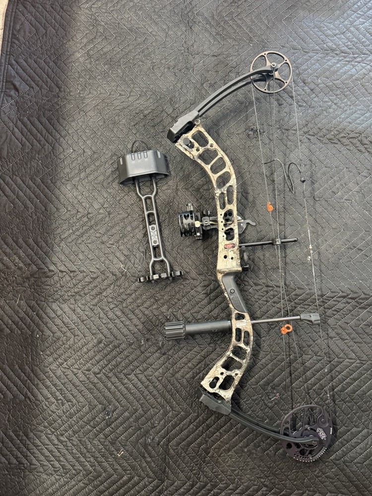 PSE Stinger ATK Compound Hunting Bow
