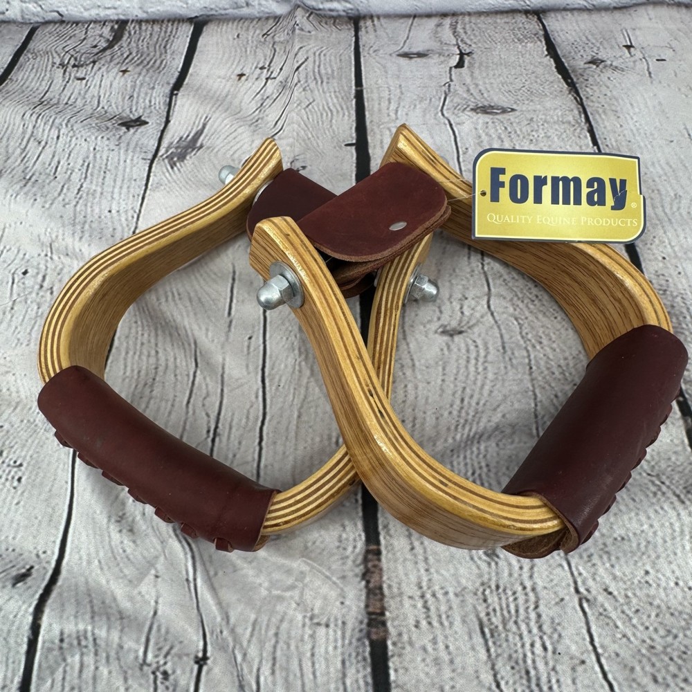 NWT Formay Bell Stirrups Oak Wood 3″ Neck 2″ Tread 5.25 x 5.25 172156-2-BG
