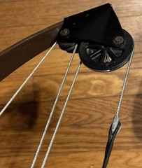 Vintage Bear Whitetail Hunter Compound Bow 50 Inch With Camo Holder Zip Bag