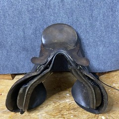 Albion Horse Saddle 16.5 M Brown Leather Made In England – * Some Damage *