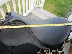 16.5» Med Wintec 250 Adjustable English A/P Saddle, Wintec Webbers & compositi