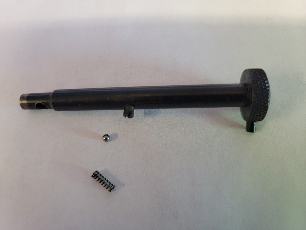 Vintage Benjamin model 132/137 bolt complete (parts)